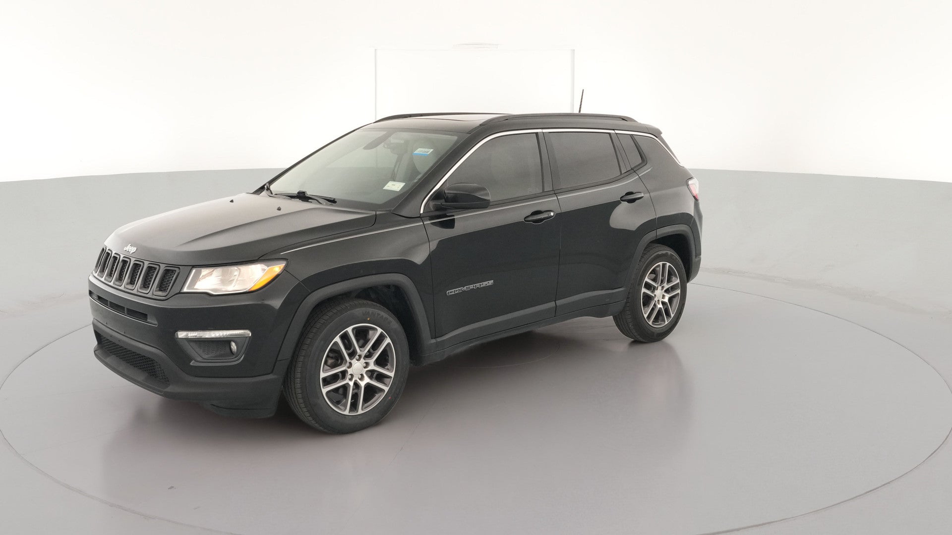 2018 Jeep Compass vehicle photo