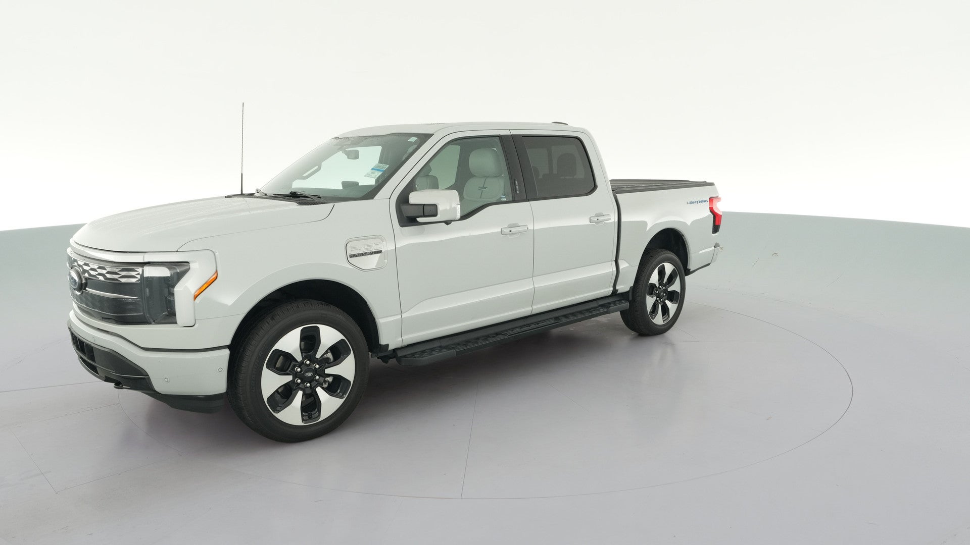 2023 Ford F150 Lightning vehicle photo