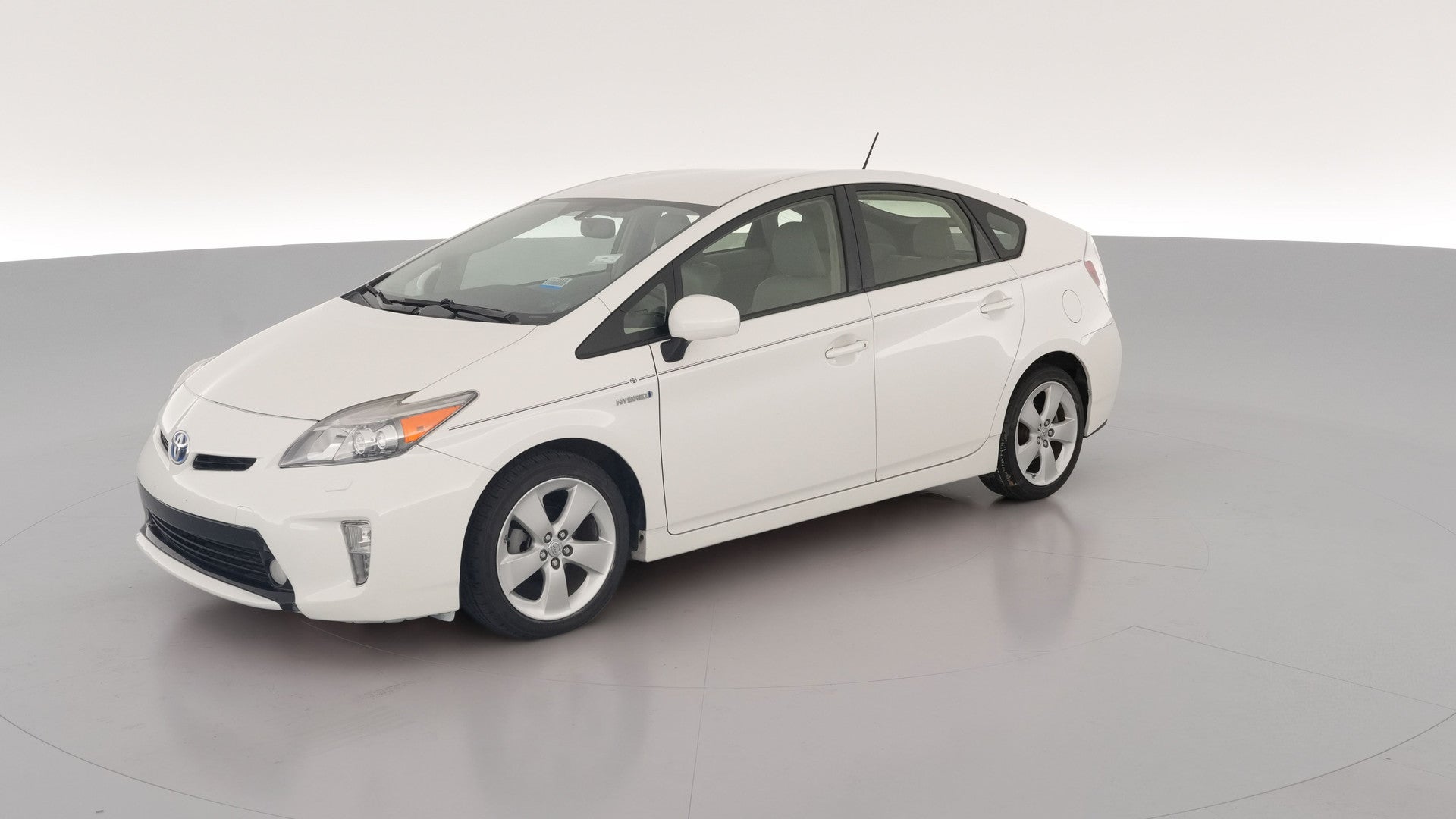 2013 Toyota Prius vehicle photo