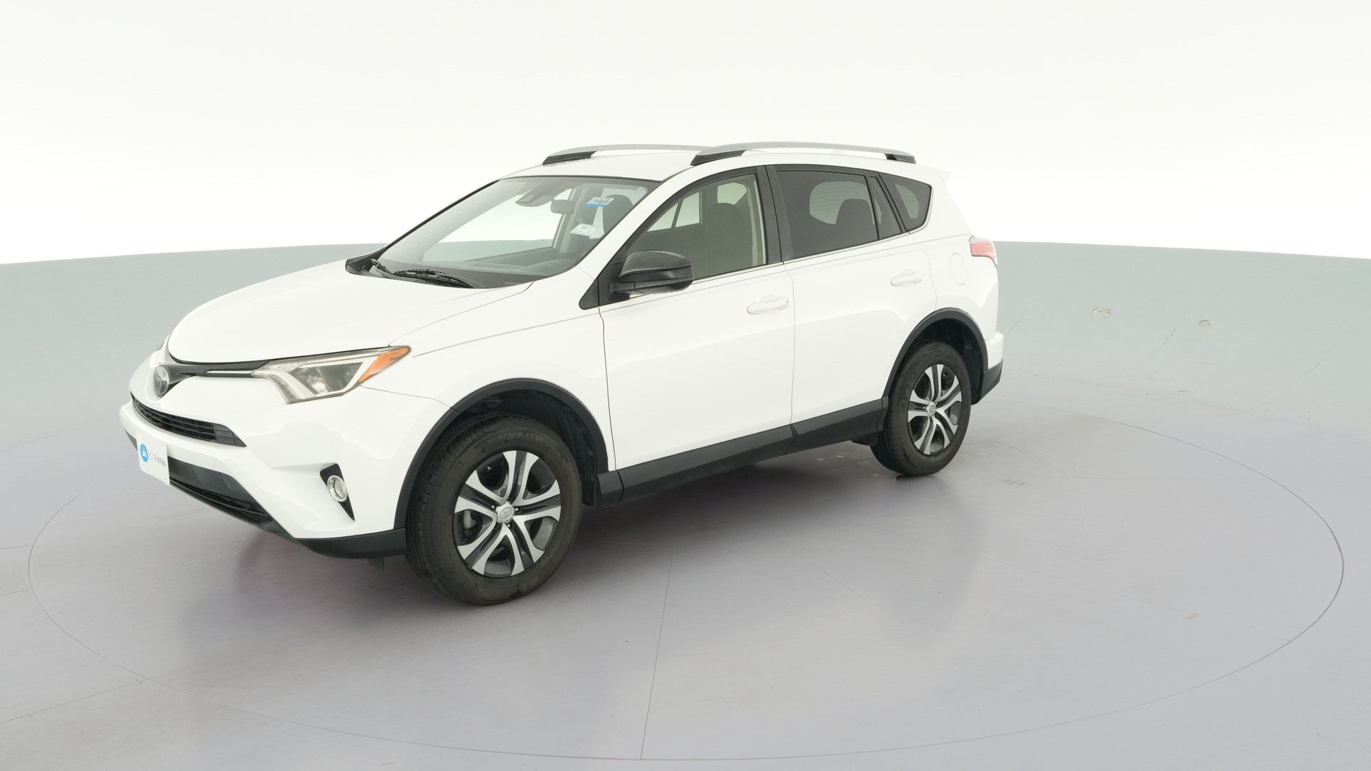 2018 Toyota RAV4 vehicle photo