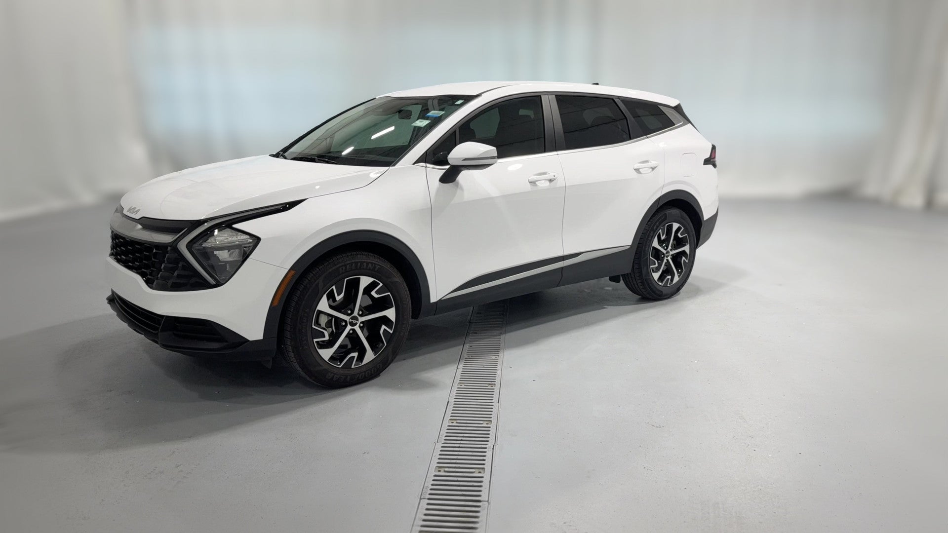 2023 Kia Sportage vehicle photo