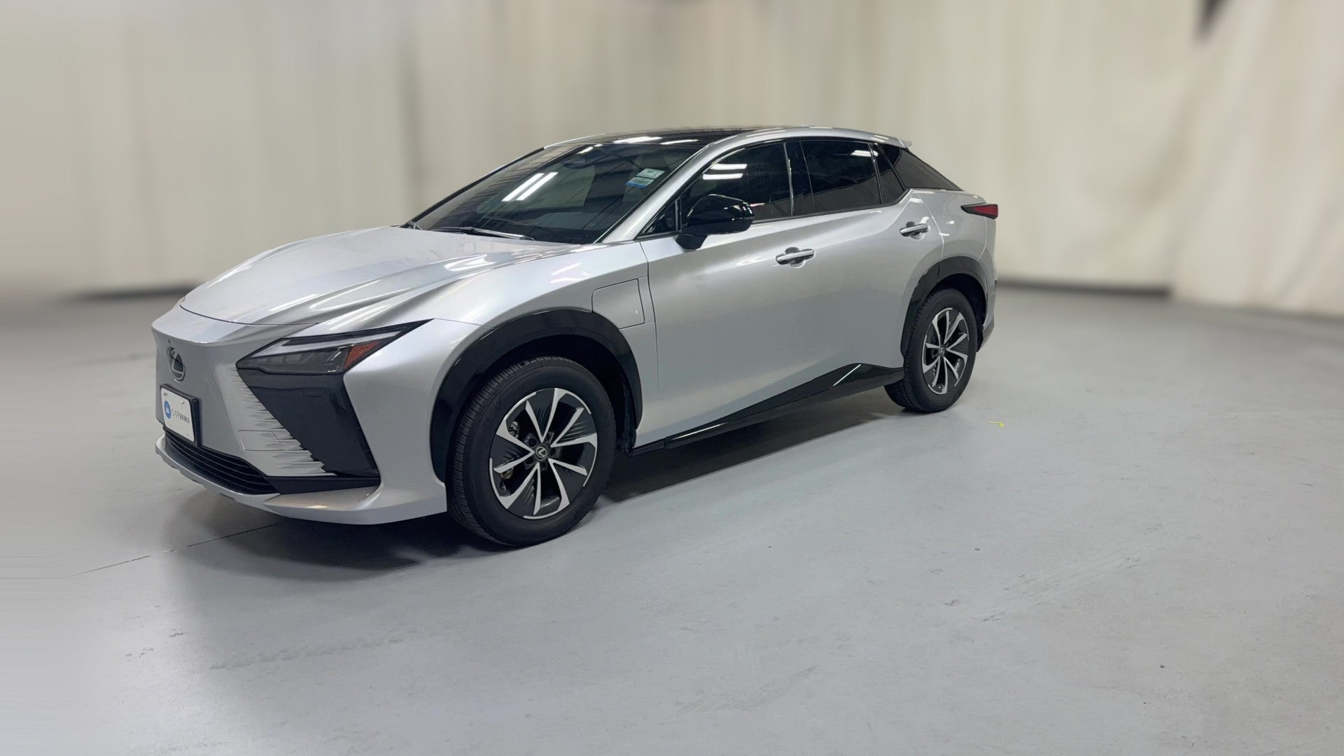 2024 Lexus RZ vehicle photo