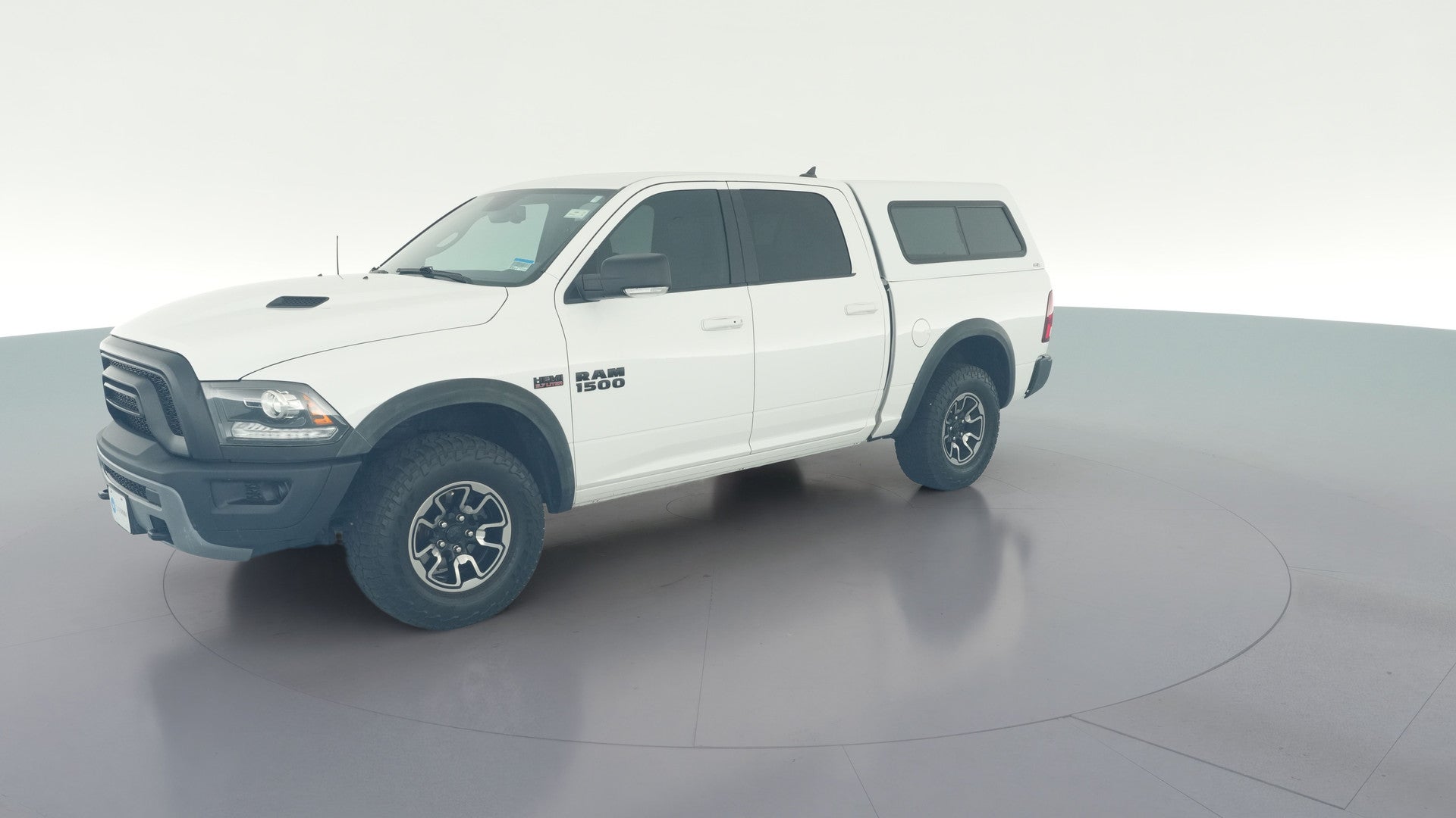 2016 Ram 1500 Crew Cab vehicle photo
