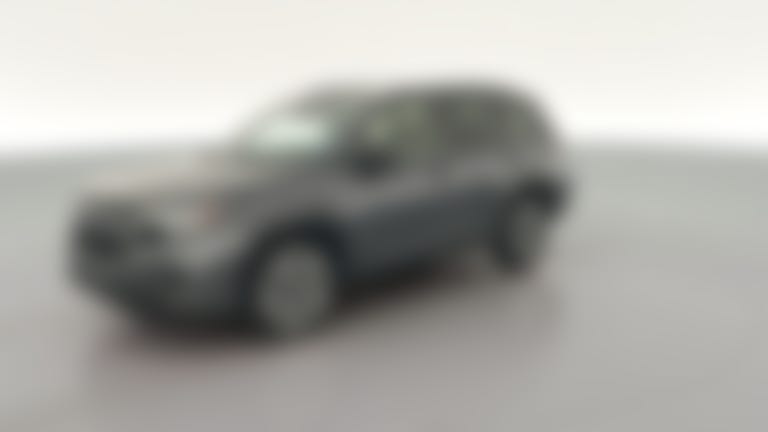 2025 Subaru Forester vehicle photo