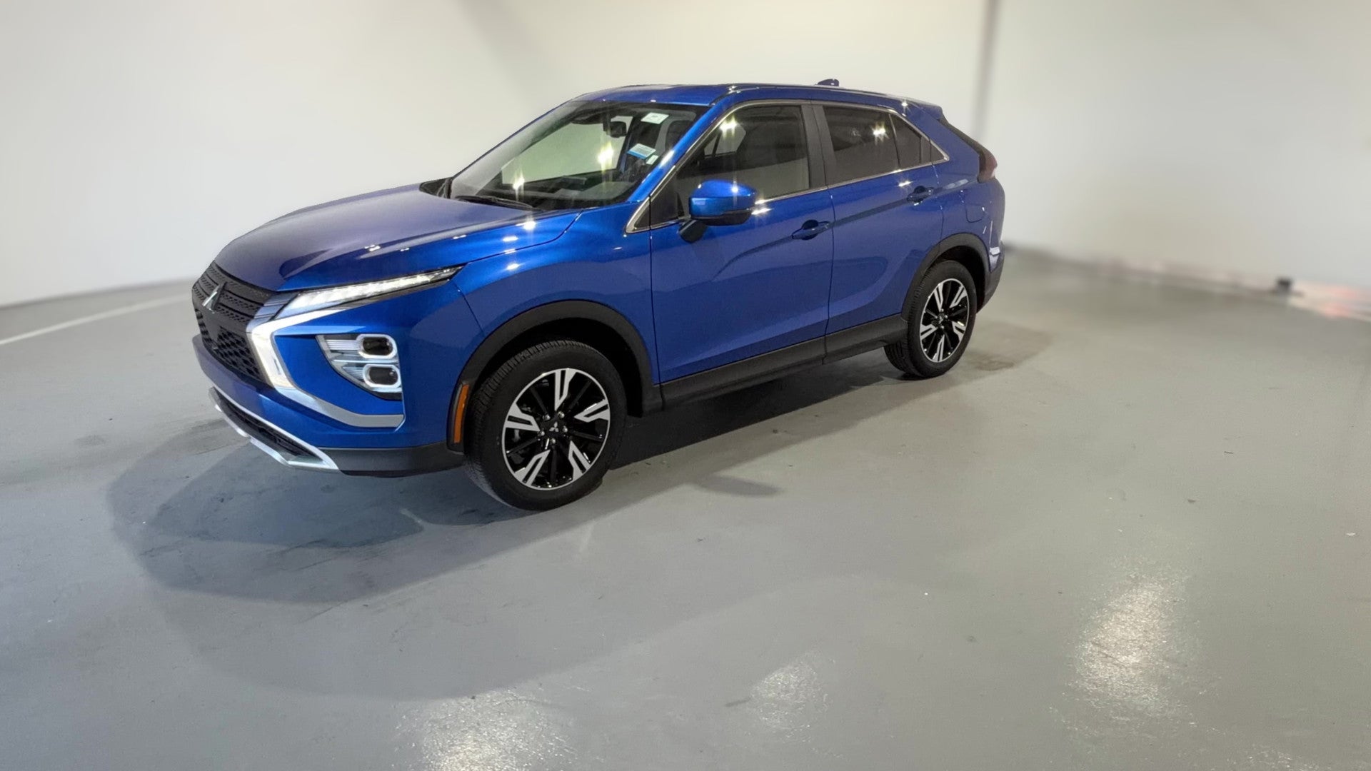 2026 Mitsubishi Eclipse Cross vehicle photo