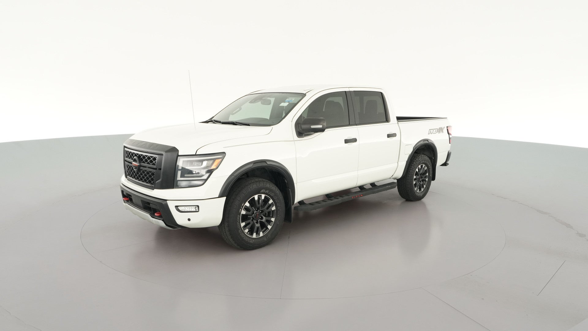 2021 Nissan Titan Crew Cab vehicle photo