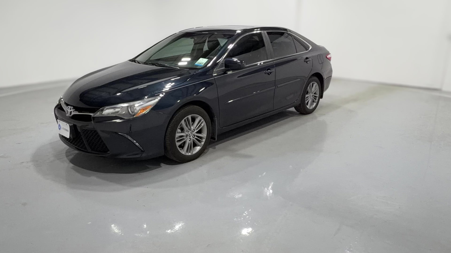 2015 Toyota Camry vehicle photo