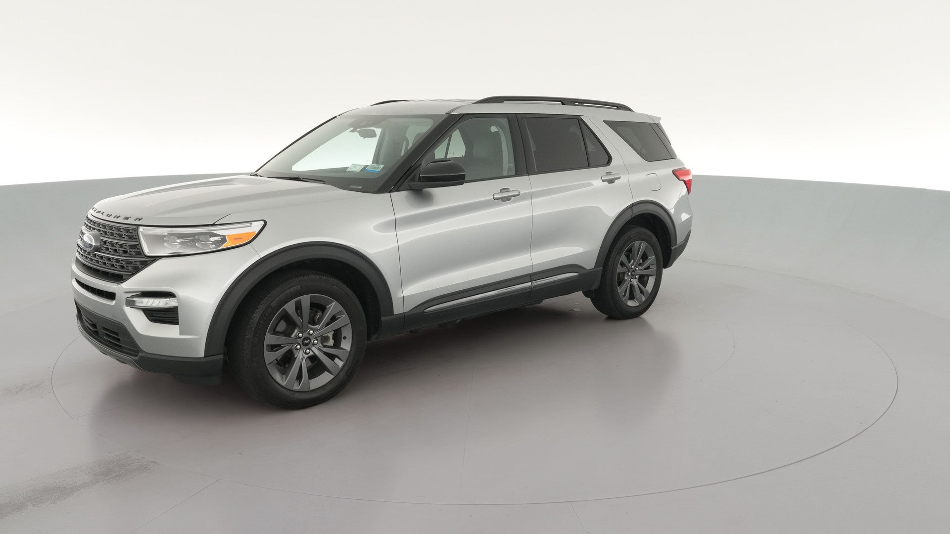 2023 Ford Explorer vehicle photo