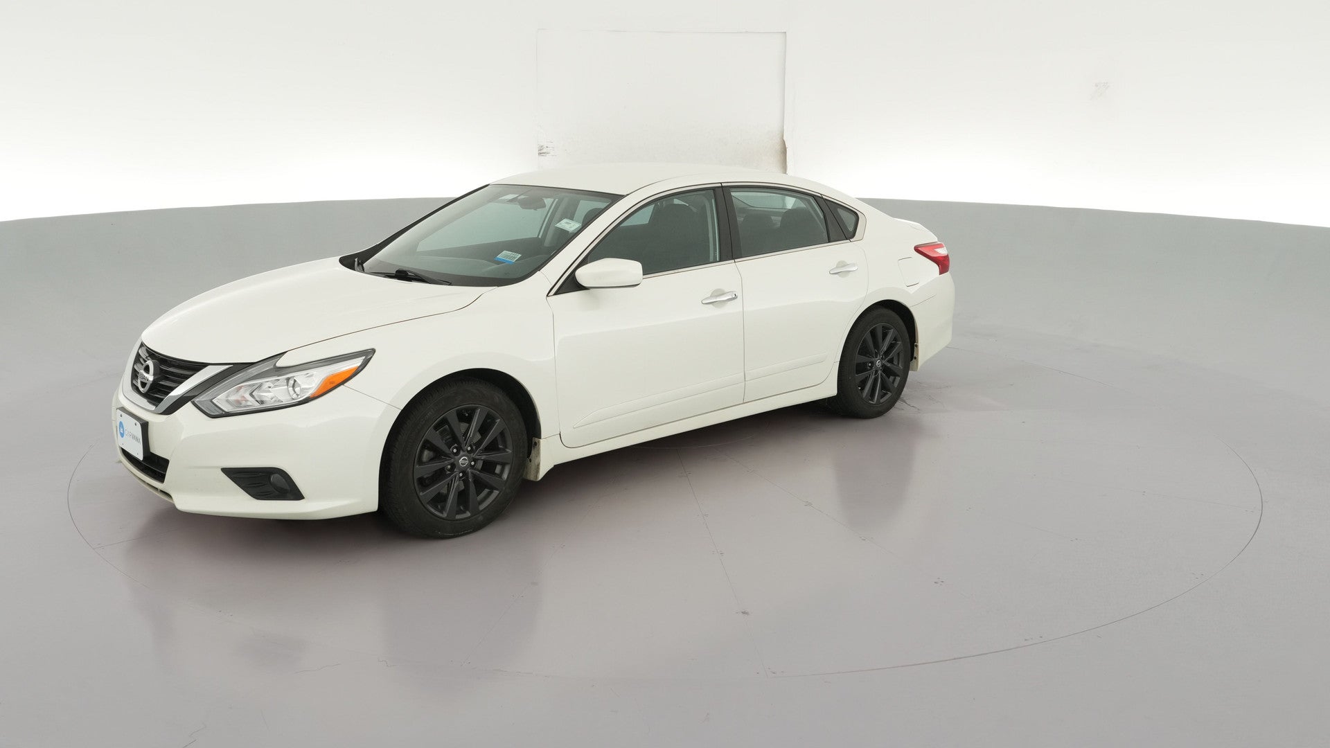 2017 Nissan Altima vehicle photo