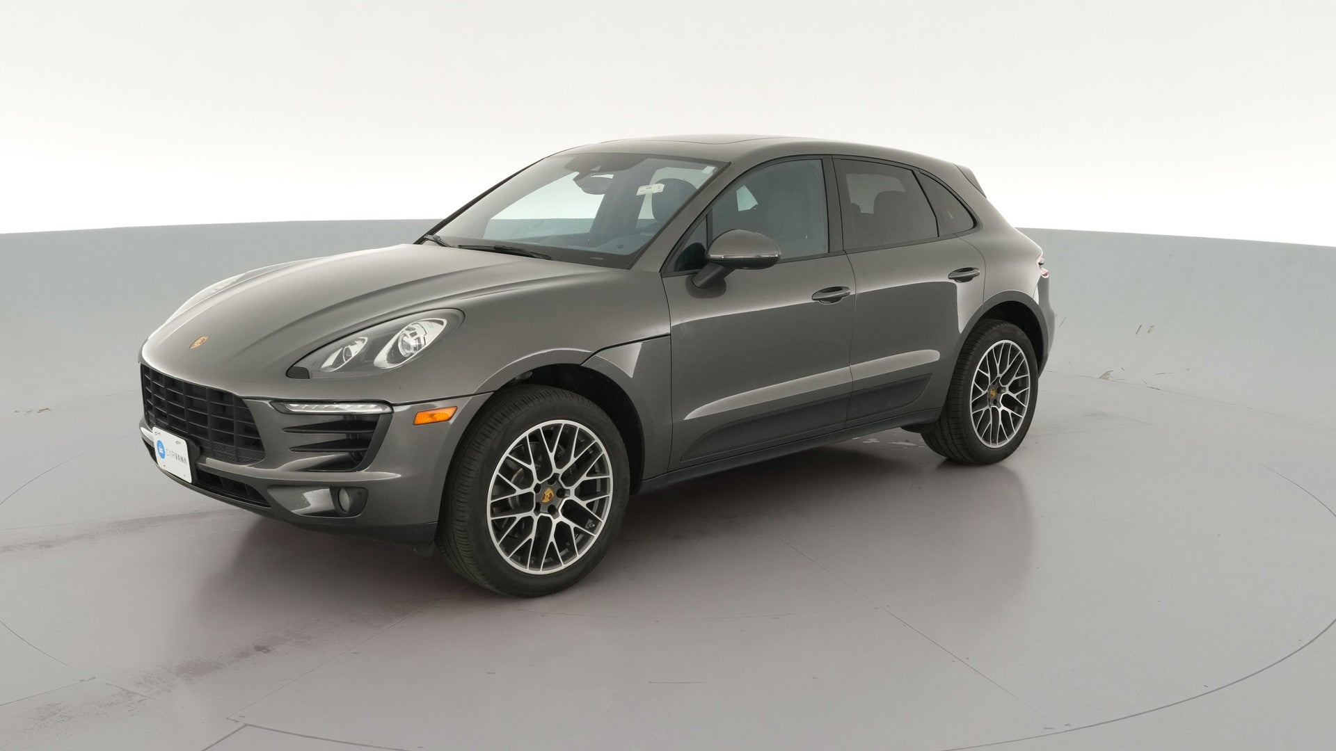 2018 Porsche Macan vehicle photo