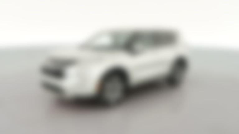 2025 Mitsubishi Outlander vehicle photo