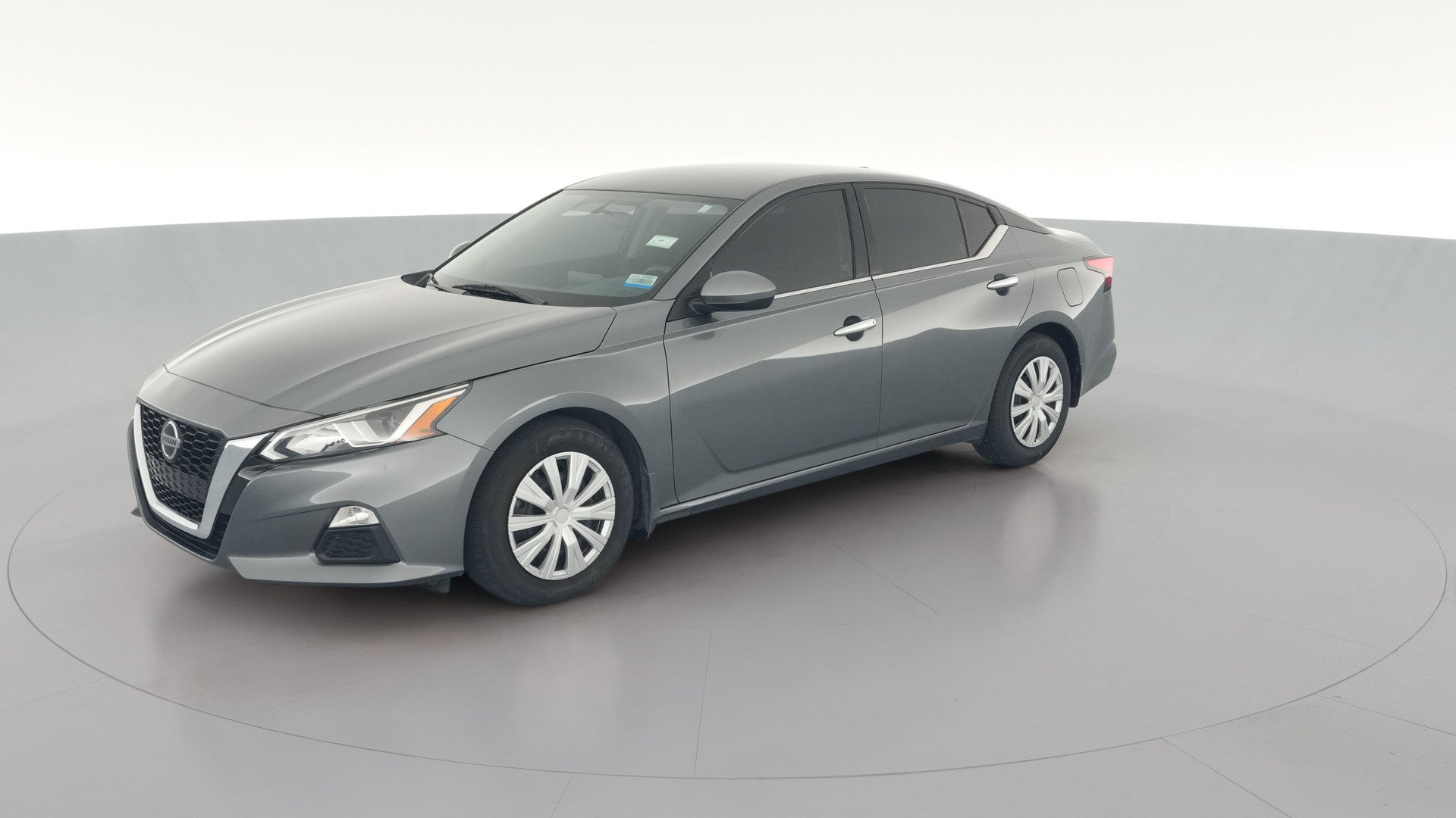 2020 Nissan Altima vehicle photo