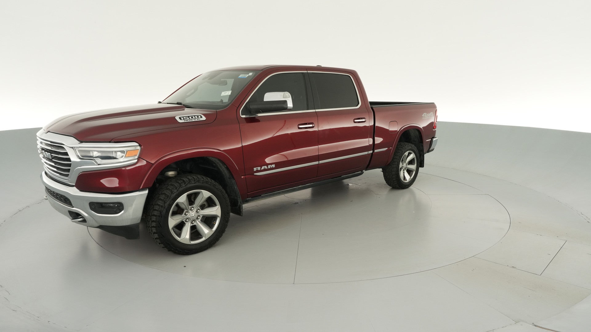2019 Ram 1500 Crew Cab vehicle photo