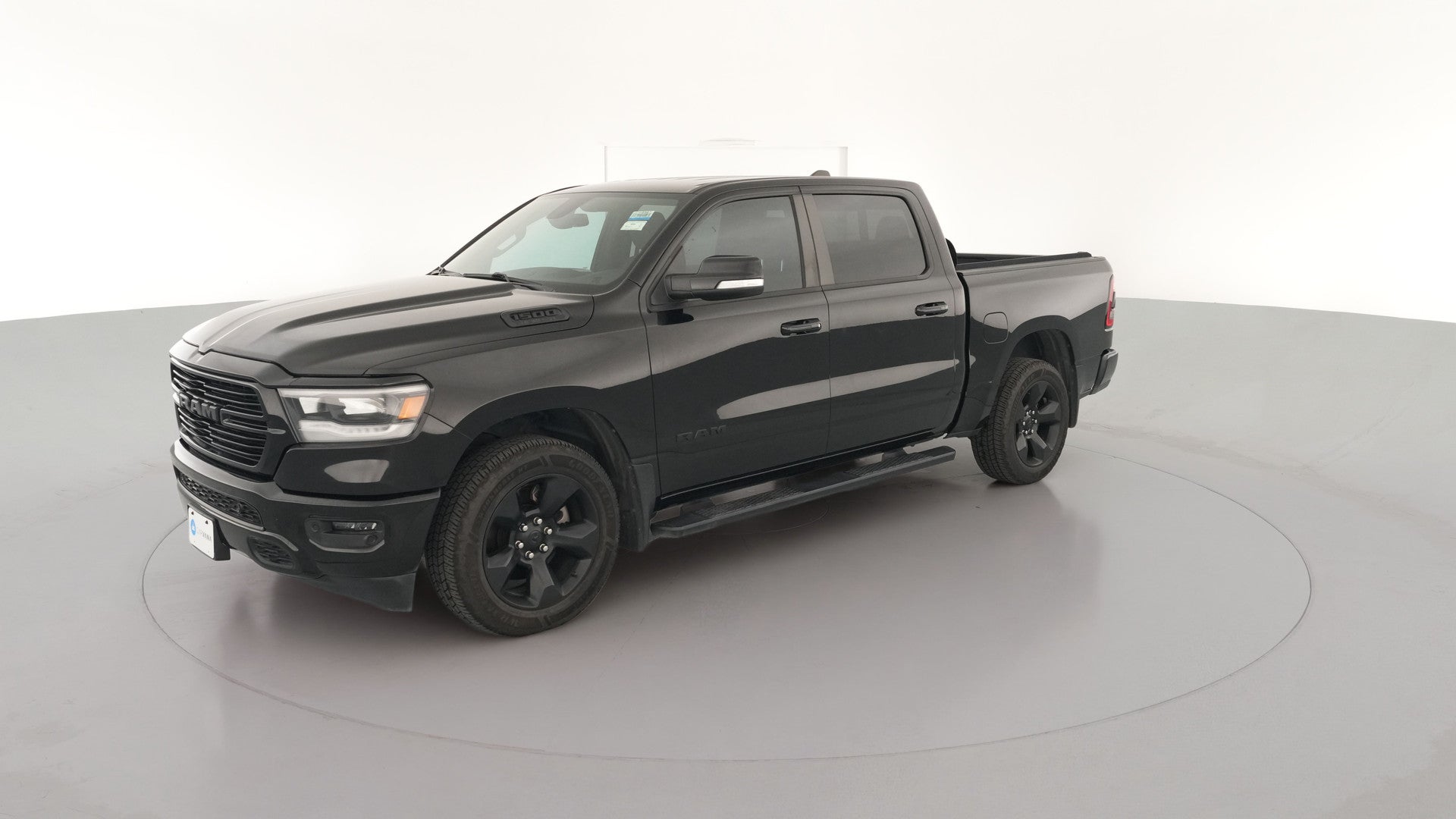2019 Ram 1500 Crew Cab vehicle photo