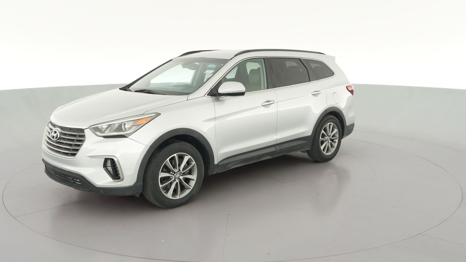 2017 Hyundai Santa Fe vehicle photo