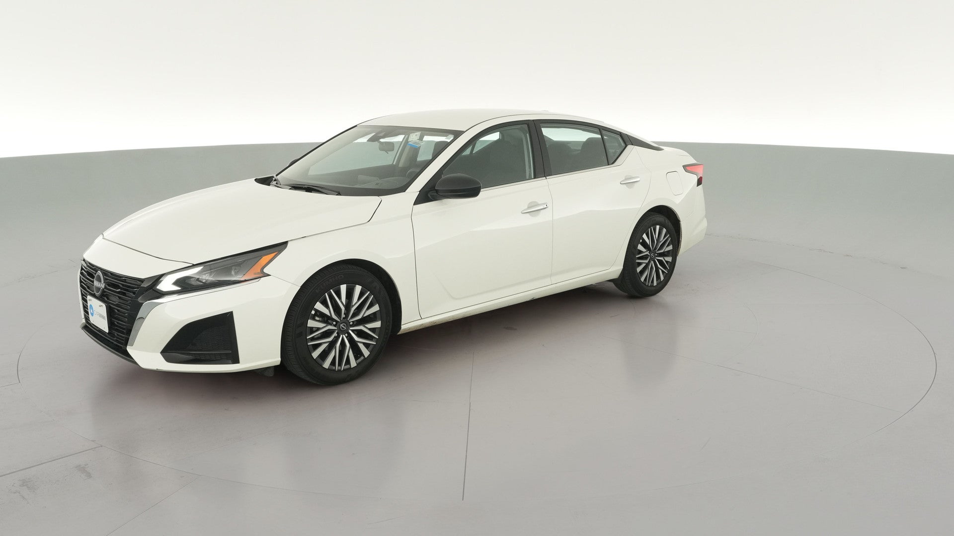 2025 Nissan Altima vehicle photo