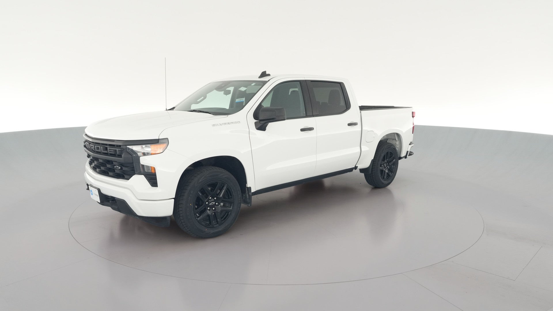 2022 Chevrolet Silverado 1500 Crew Cab vehicle photo