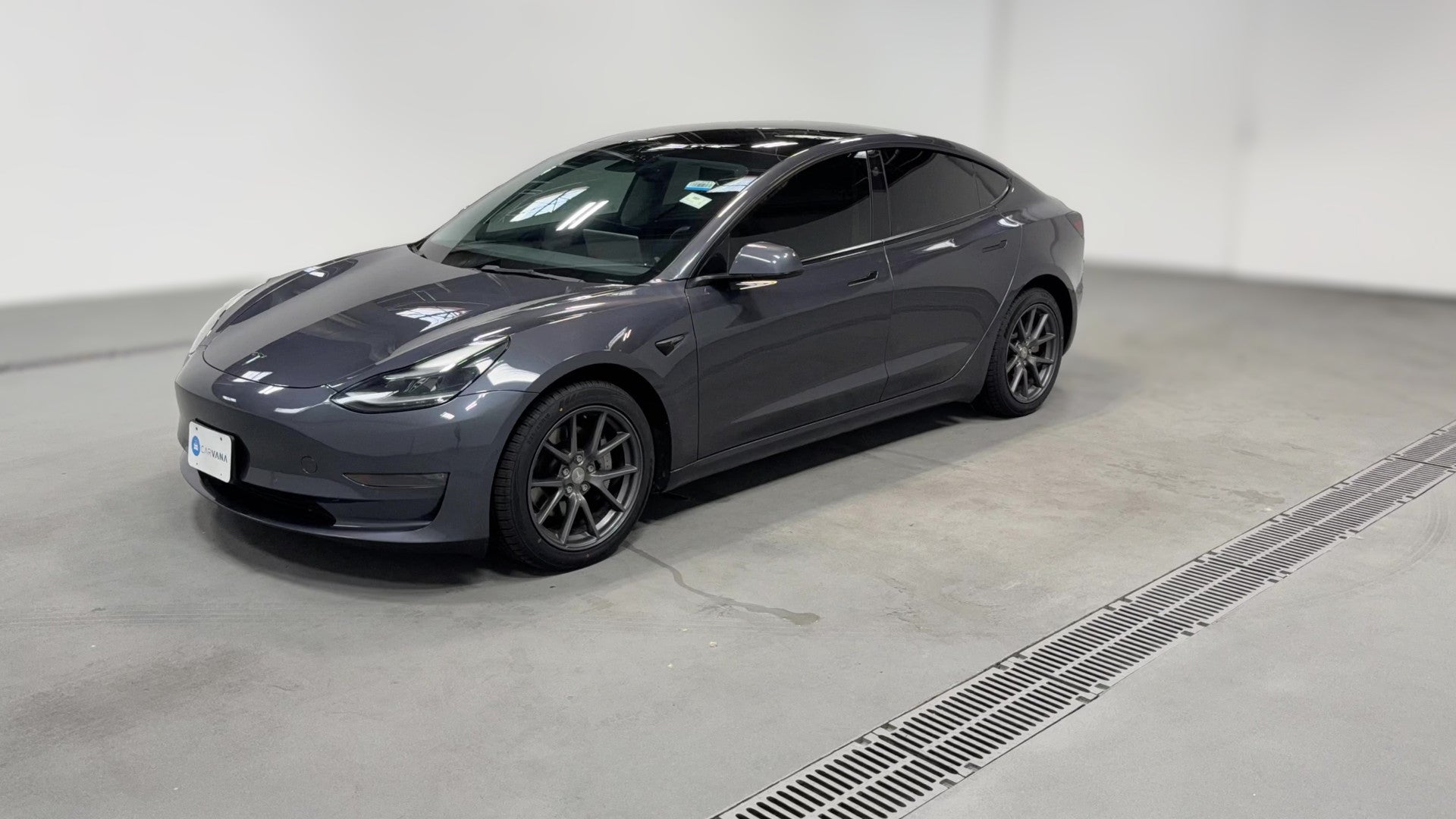 2022 Tesla Model 3 vehicle photo