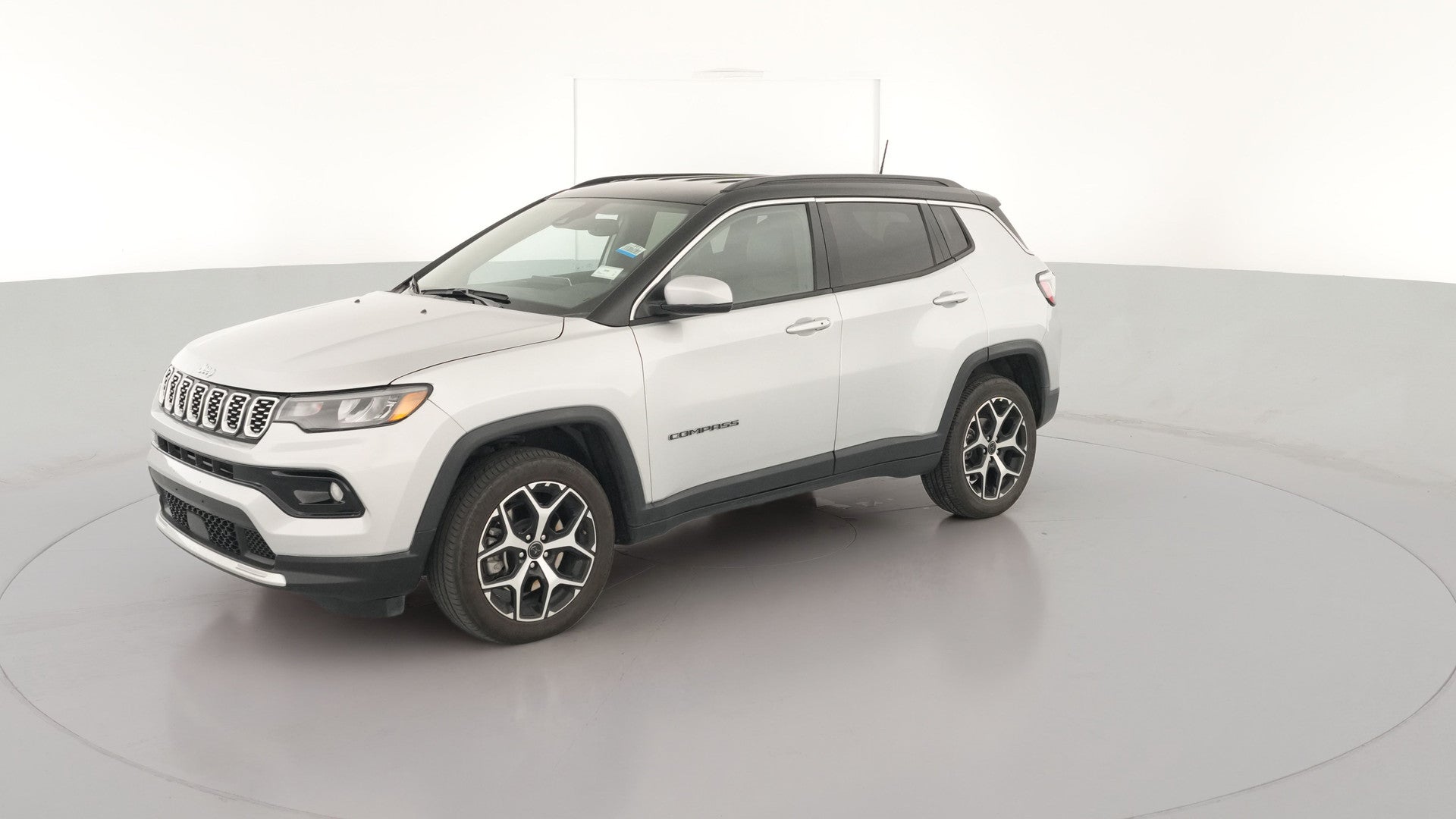 2025 Jeep Compass vehicle photo