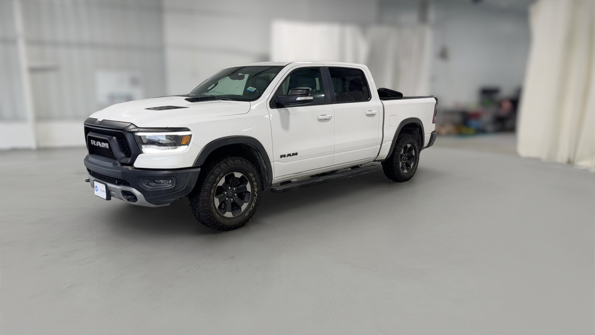 2019 Ram 1500 Crew Cab vehicle photo