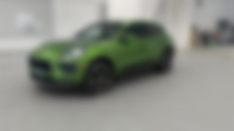 2020 Porsche Macan vehicle photo