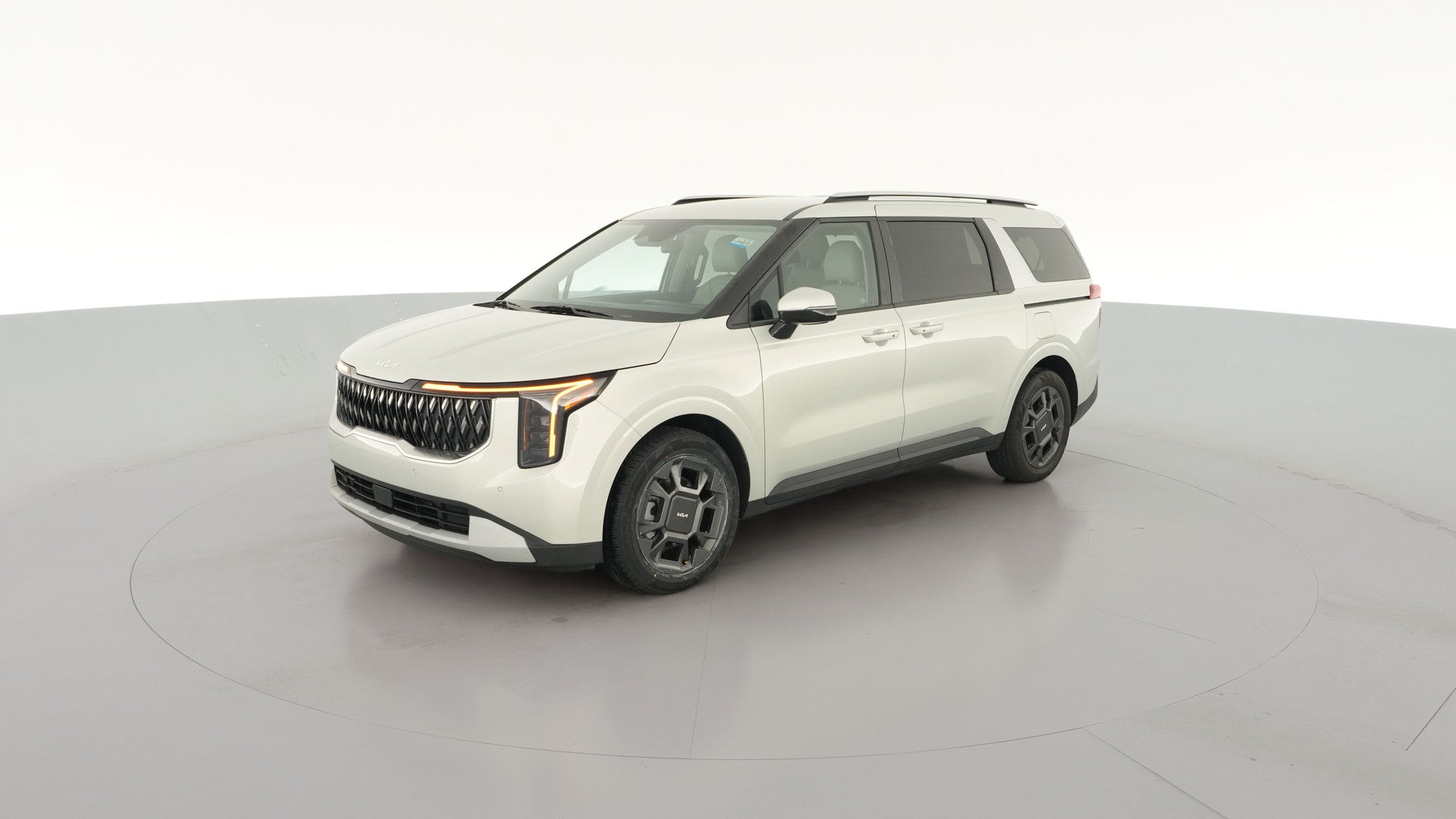 2025 Kia Carnival Hybrid vehicle photo