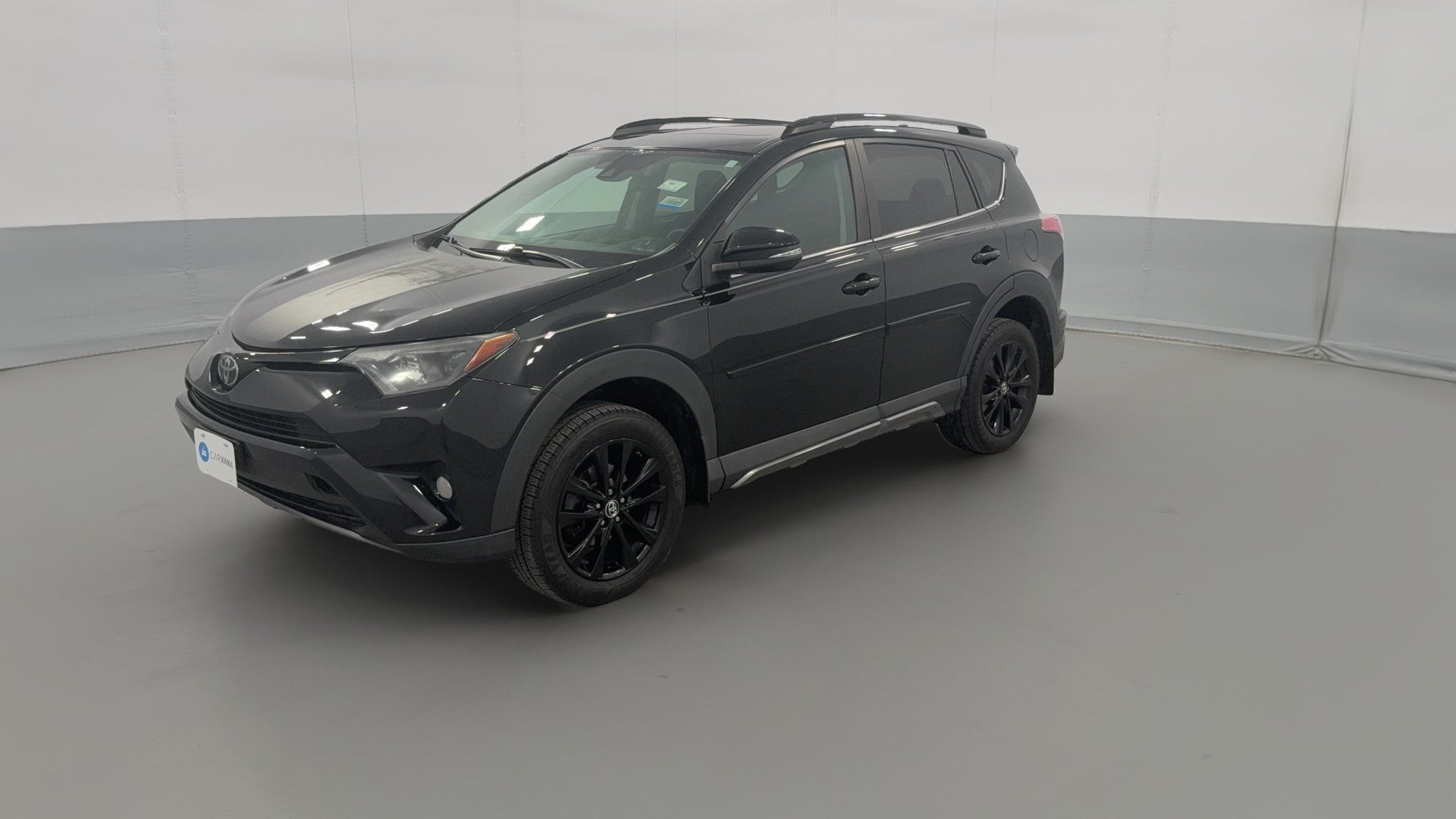 2018 Toyota RAV4 vehicle photo