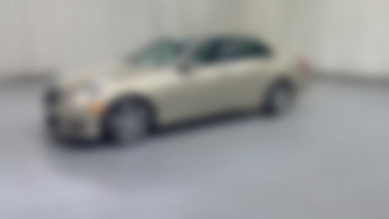2010 Mercedes-Benz E-Class vehicle photo