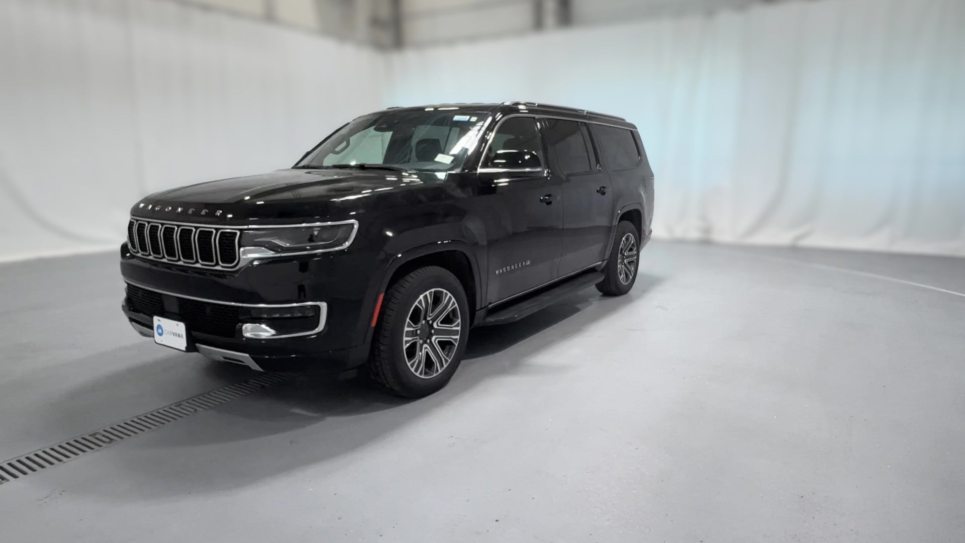 2024 Jeep Wagoneer L vehicle photo