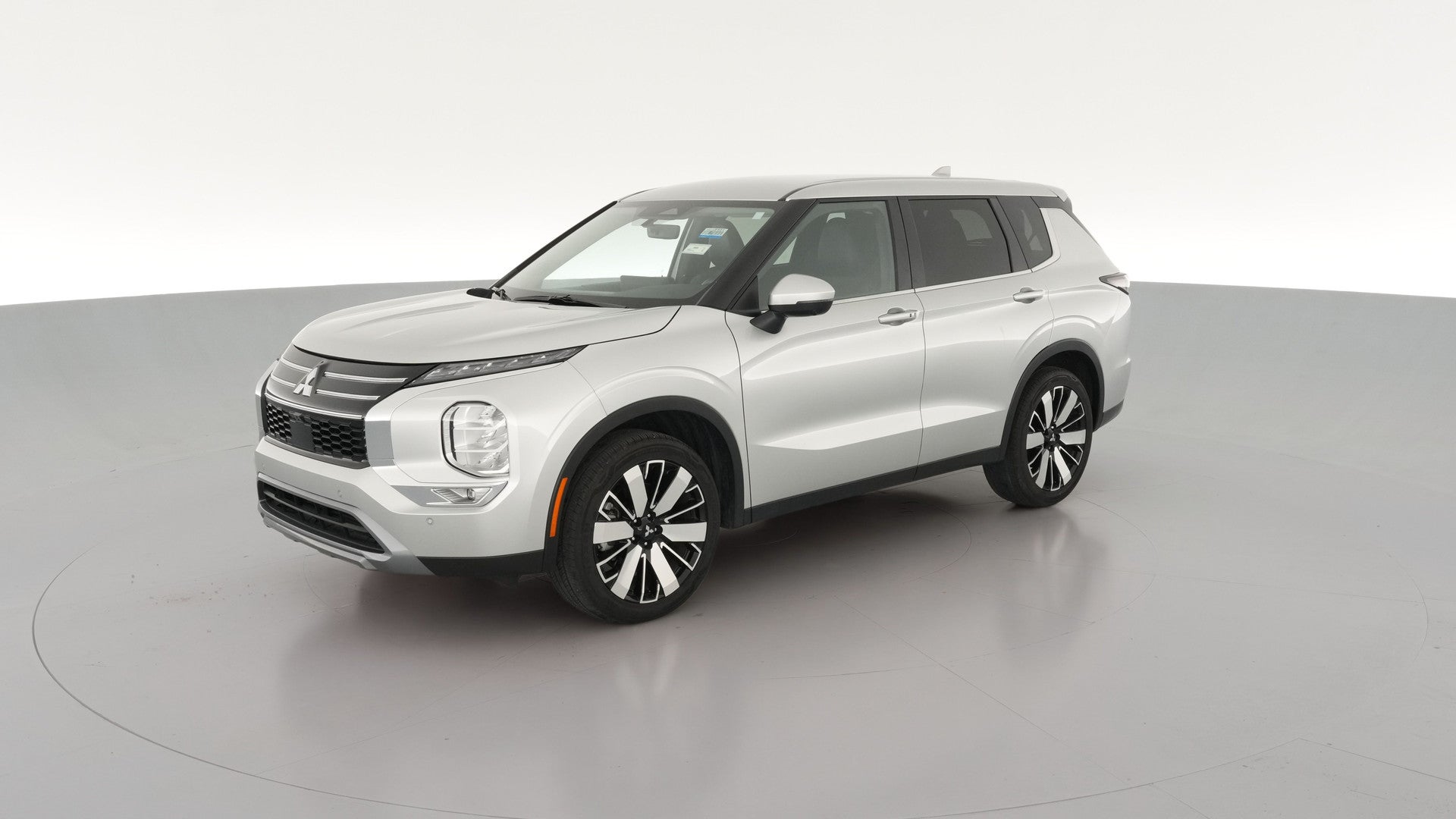 2025 Mitsubishi Outlander vehicle photo