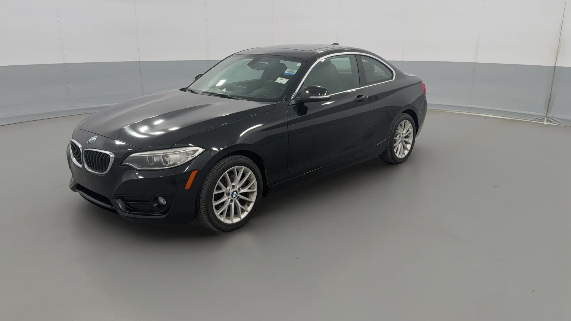2016 BMW 2 Series vehicle photo