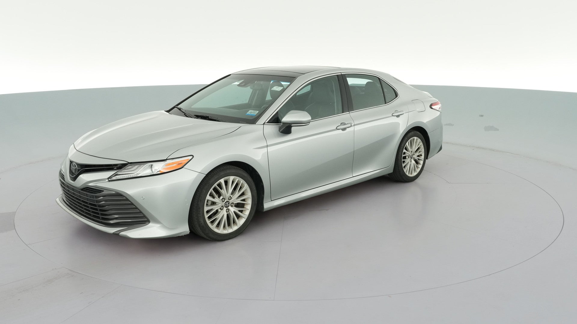2018 Toyota Camry vehicle photo