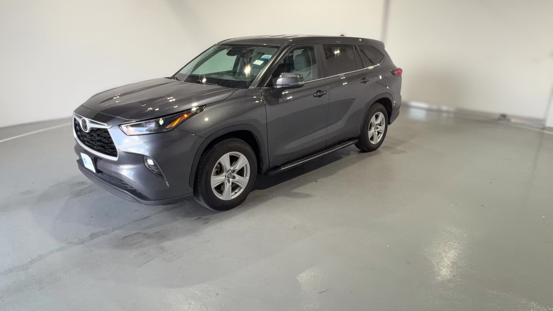 2023 Toyota Highlander vehicle photo