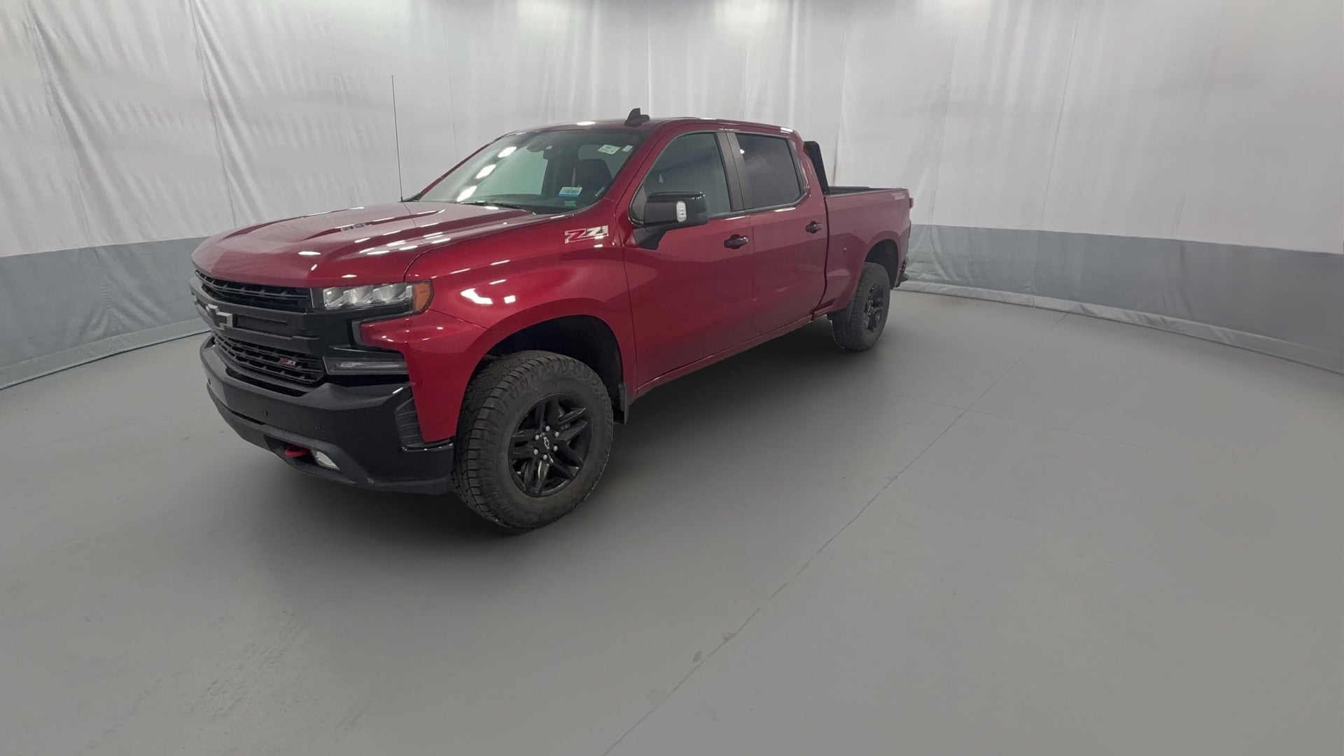 2020 Chevrolet Silverado 1500 Crew Cab vehicle photo
