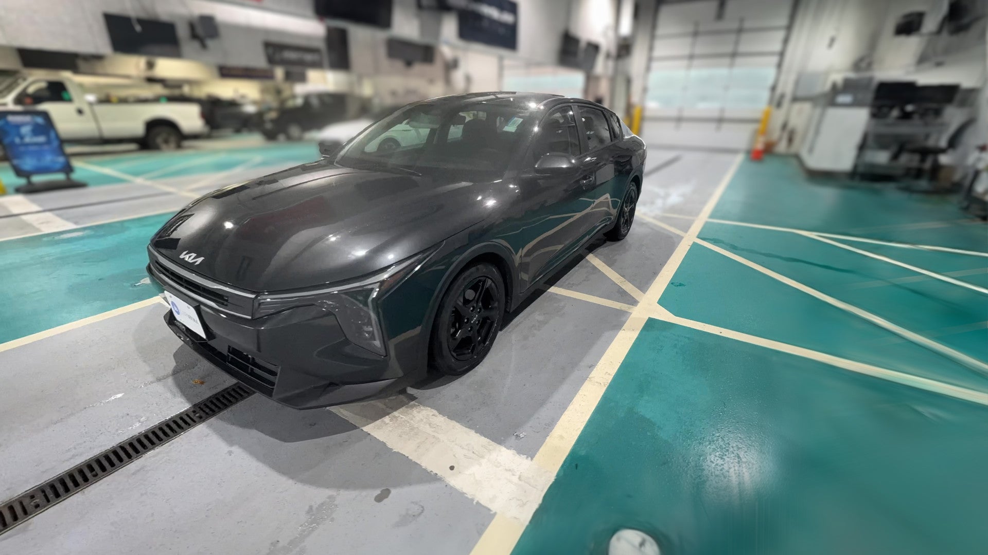 2025 Kia K4 vehicle photo