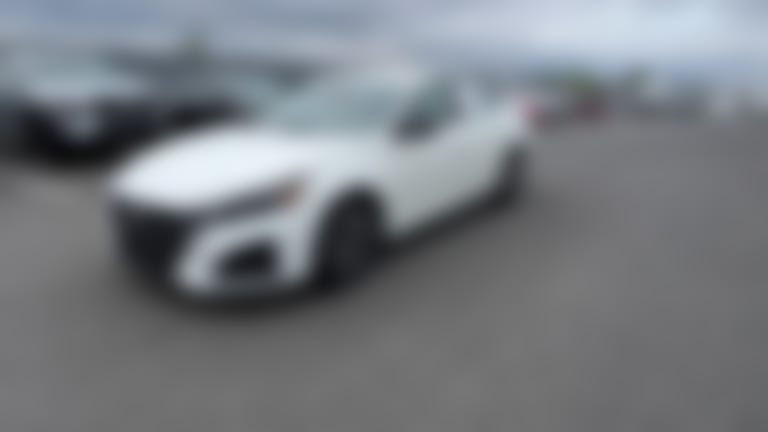 2025 Nissan Altima vehicle photo