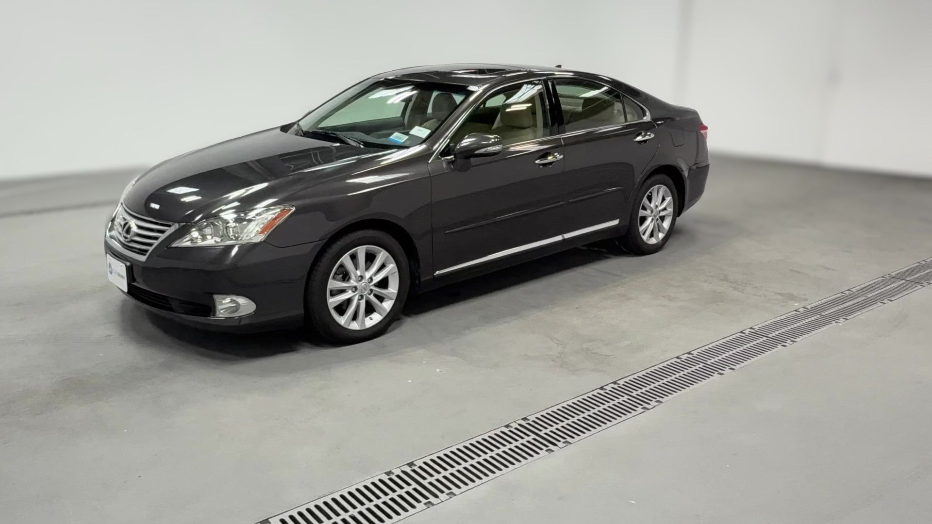 2012 Lexus ES vehicle photo