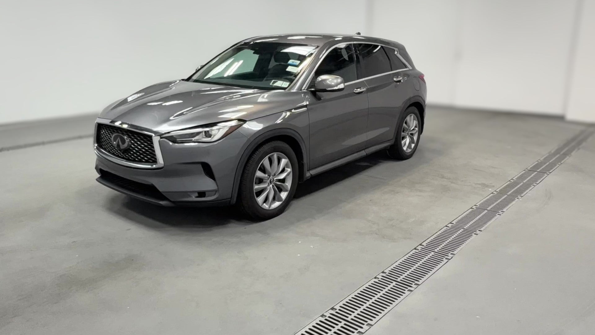 2019 INFINITI QX50 vehicle photo