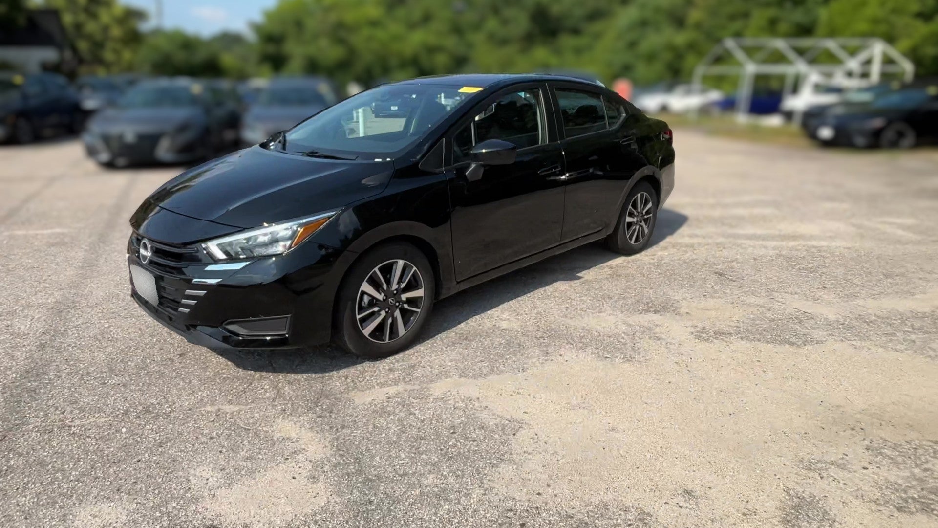 2025 Nissan Versa vehicle photo
