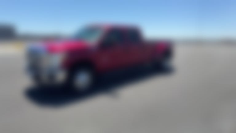 2016 Ford F350 Super Duty Crew Cab vehicle photo