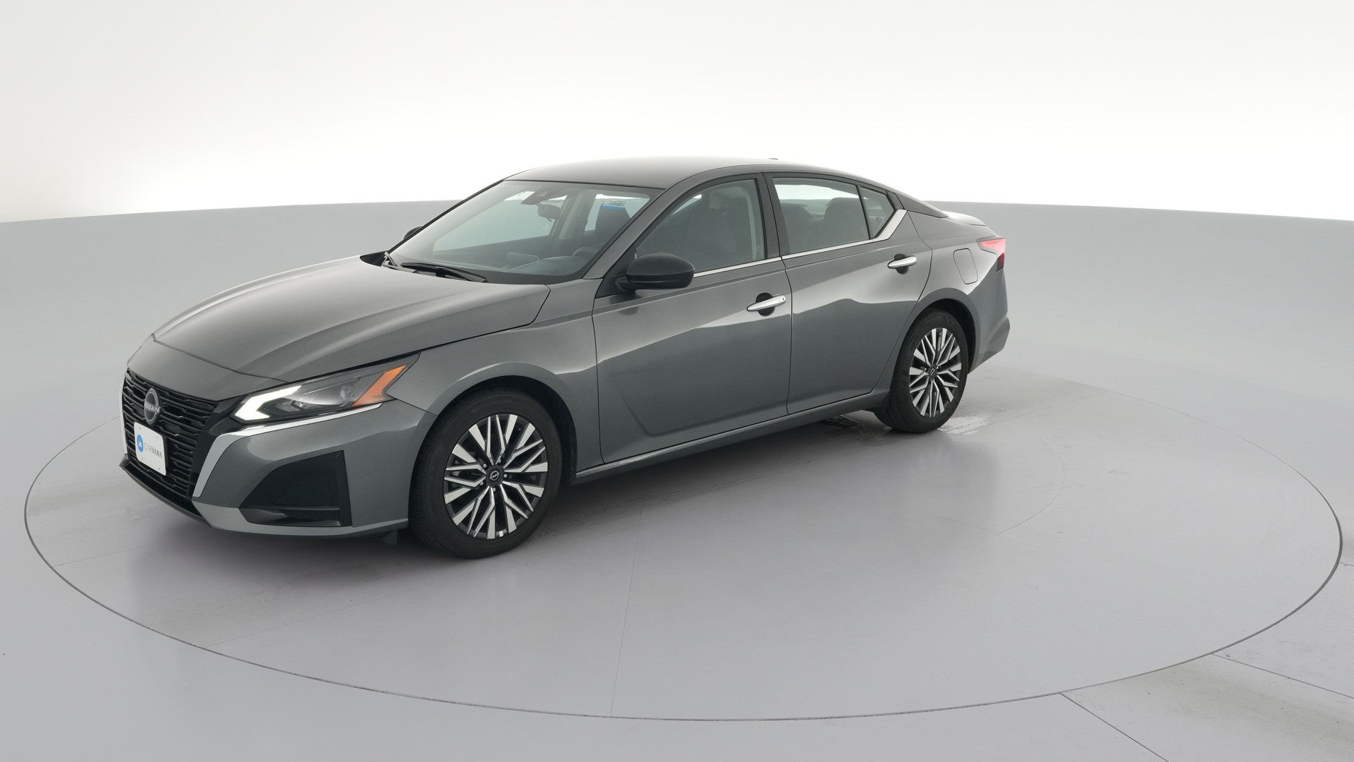 2025 Nissan Altima vehicle photo