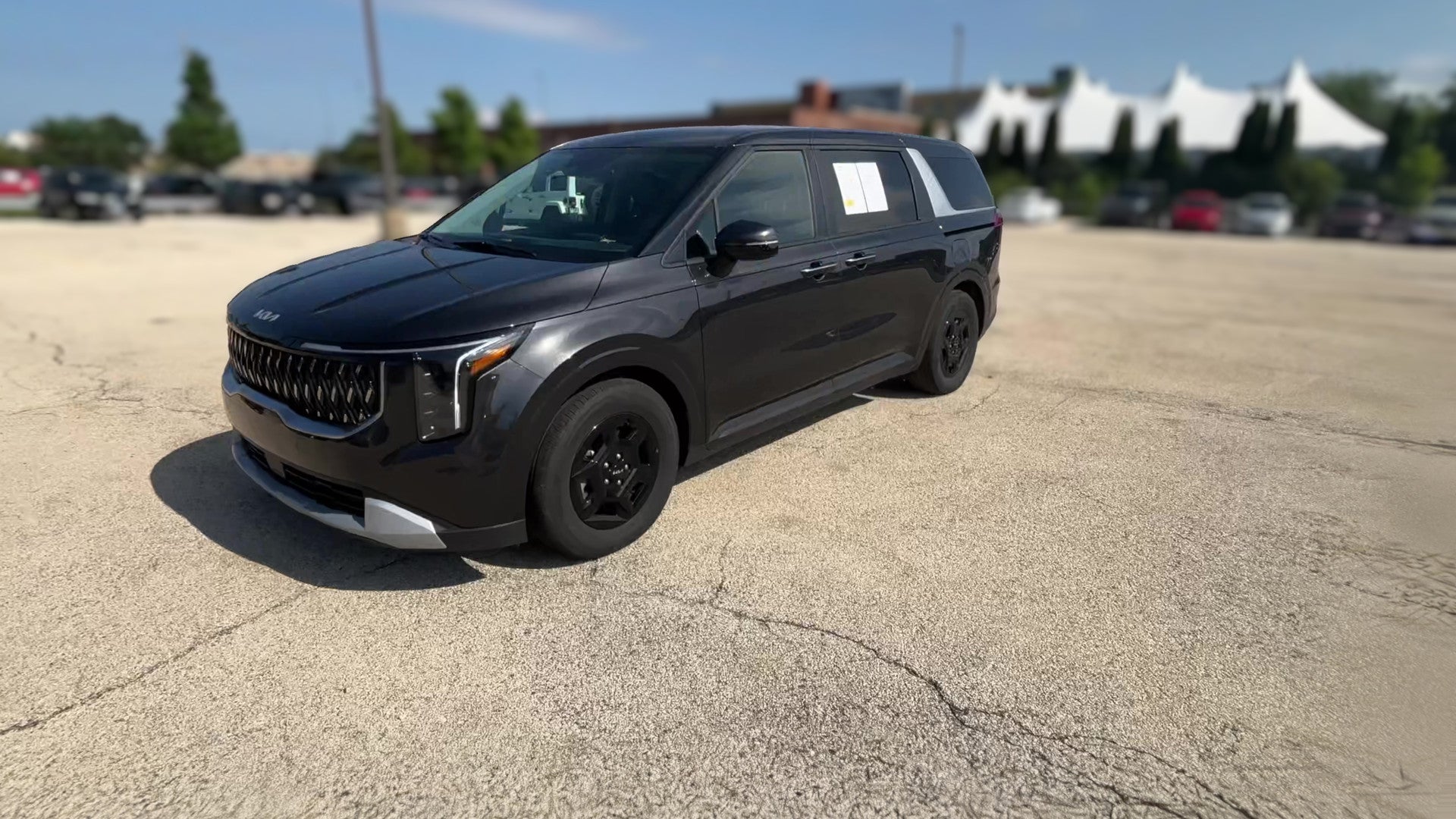 2026 Kia Carnival vehicle photo