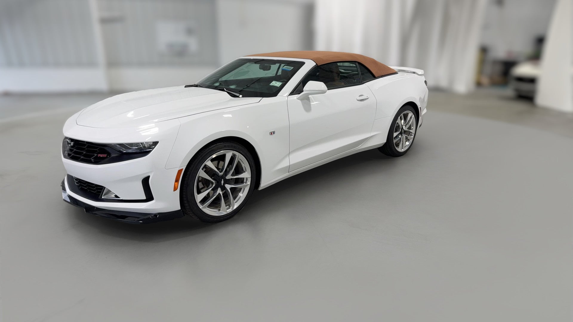 2021 Chevrolet Camaro vehicle photo