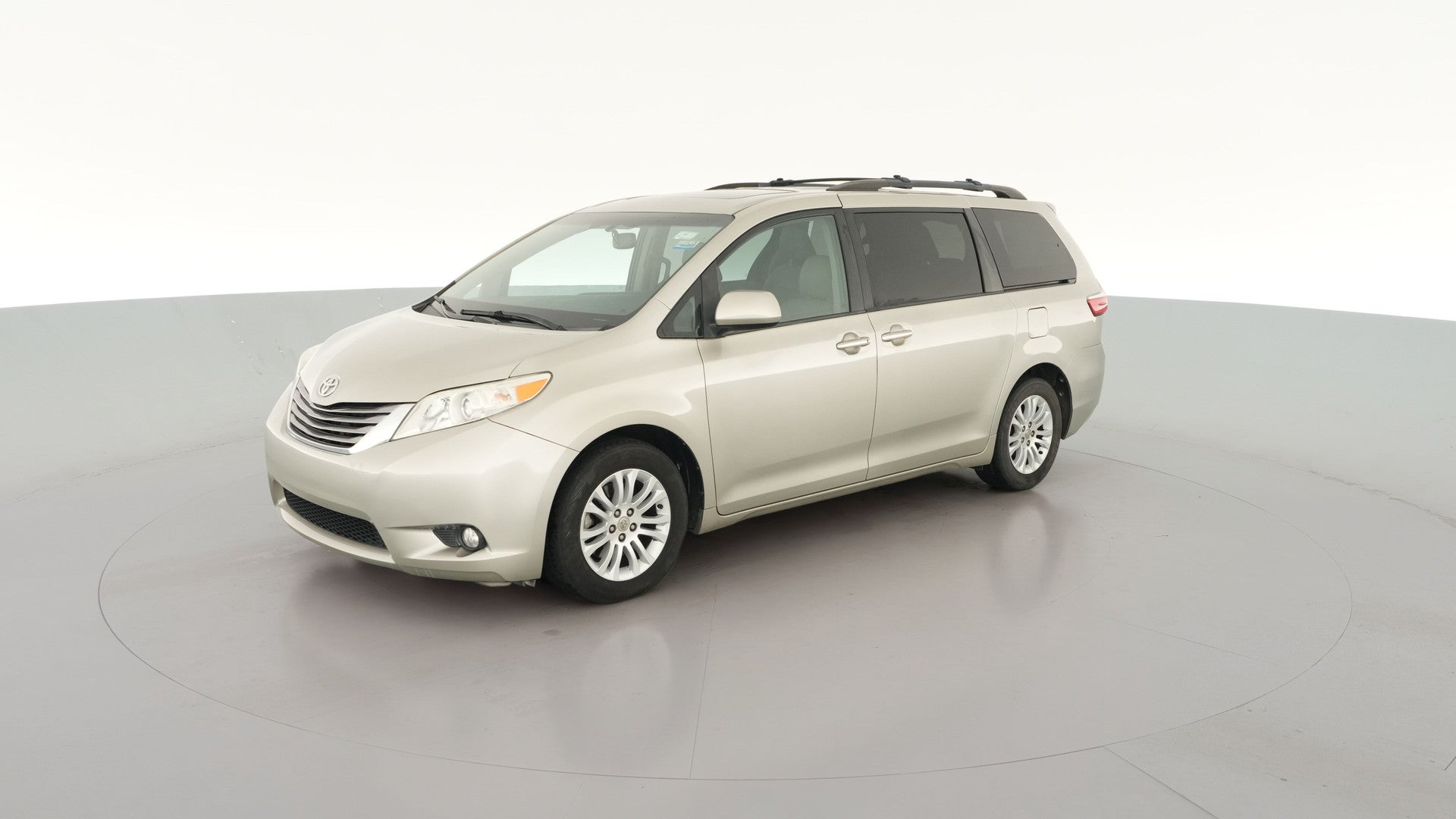 2017 Toyota Sienna vehicle photo