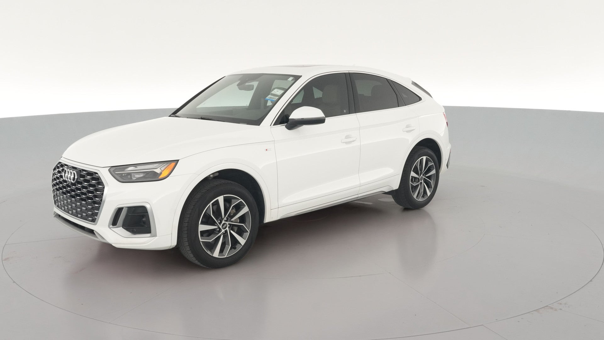 2023 Audi Q5 Sportback vehicle photo