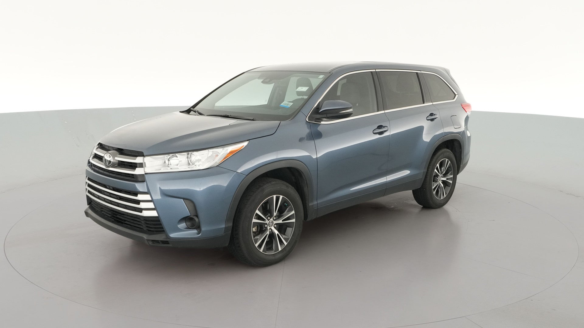 2019 Toyota Highlander vehicle photo