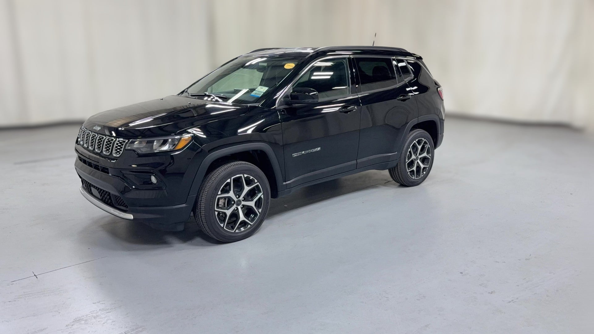 2026 Jeep Compass vehicle photo