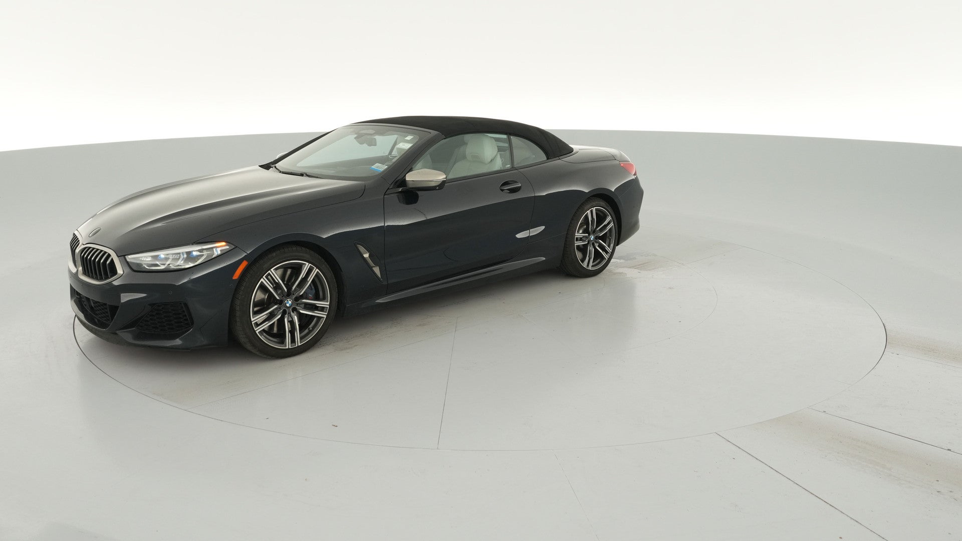 2019 BMW 8 Series vehicle photo