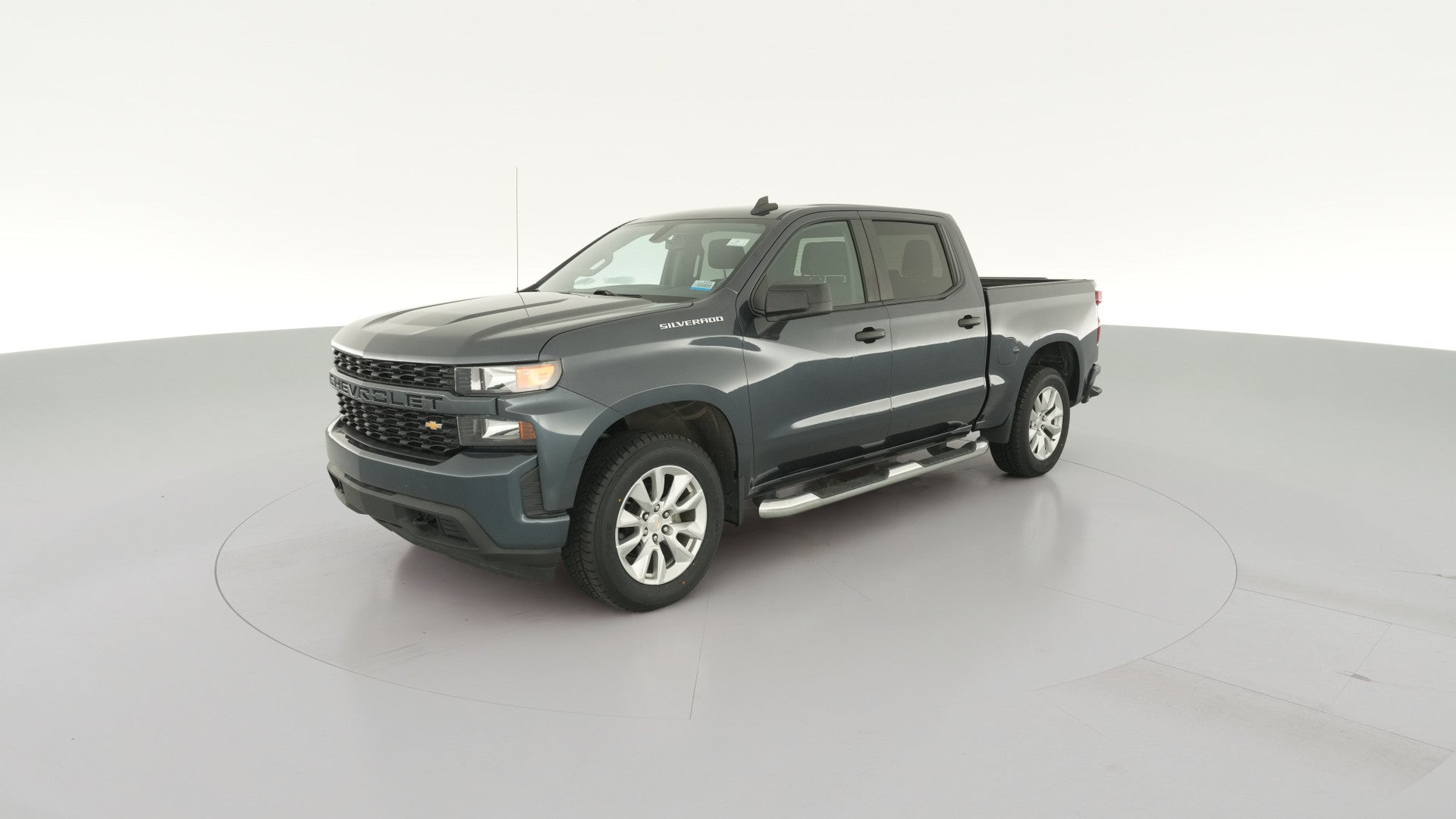 2022 Chevrolet Silverado 1500 Limited Crew Cab vehicle photo