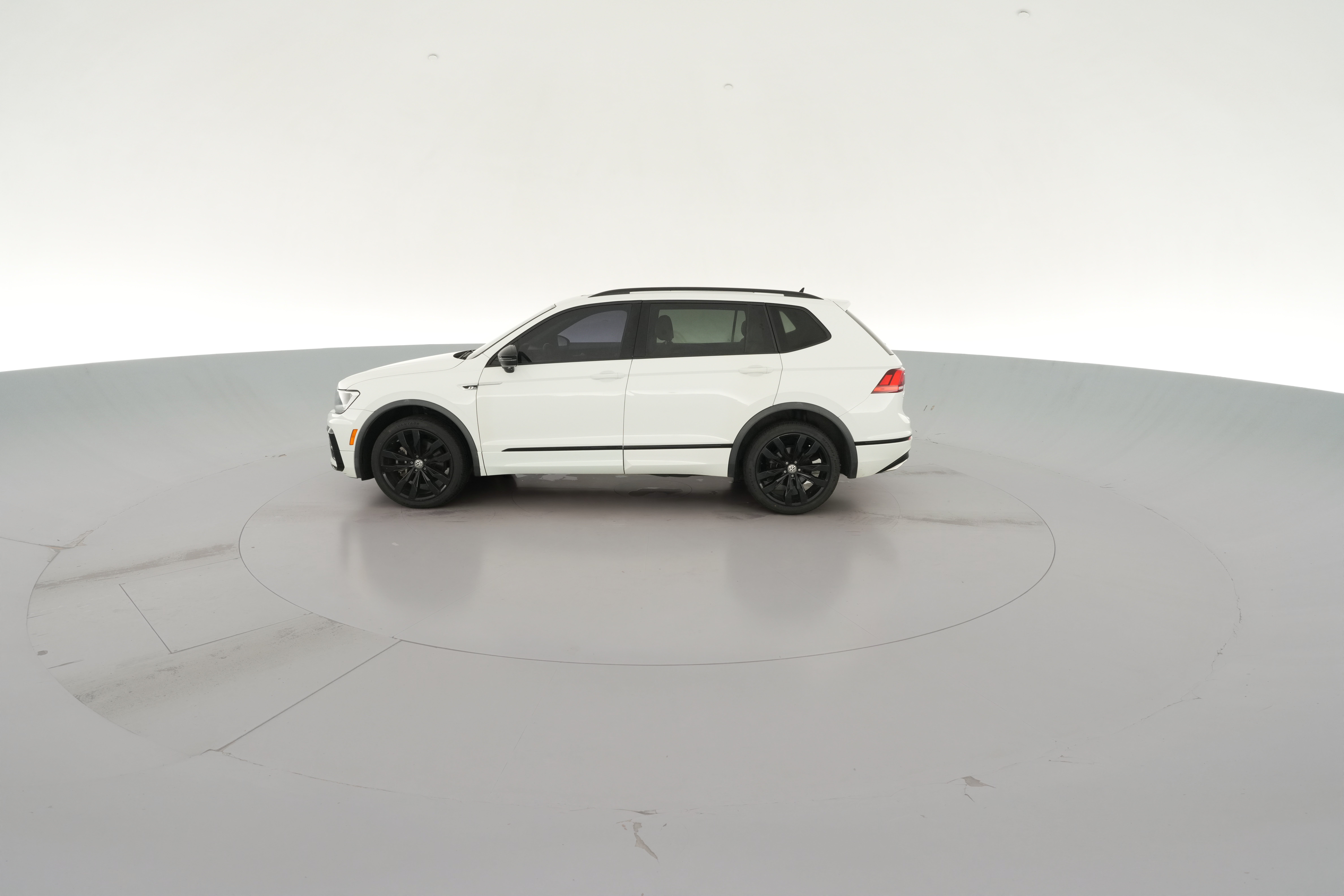 2021 Volkswagen Tiguan SE R-LINE BLACK - Photo 29